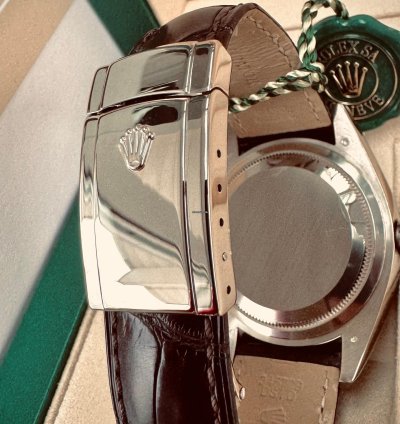 Rolex Sky-dweller 18k White Gold - 2x Leather Bracelet Black Brown
