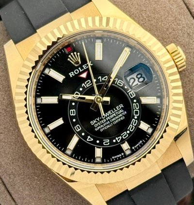 Rolex Sky-dweller 18k Yellow Gold Bright Black Dial Oysterflex