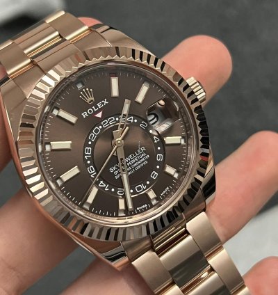 Rolex Sky-dweller 2021 Rose Gold Sky-dweller Chocolate Dial Unworn Box And Papers 326935