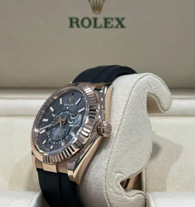 Rolex Sky-dweller 2021 Rose Gold Sky-dweller Oysterflex Rhodium Grey Dial Unworn 326235 Box And Papers