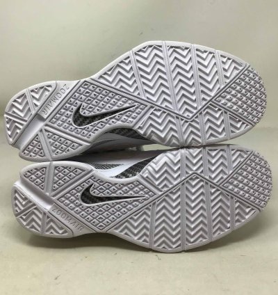 Zoom Kobe 1 Protro Noise Cancelling