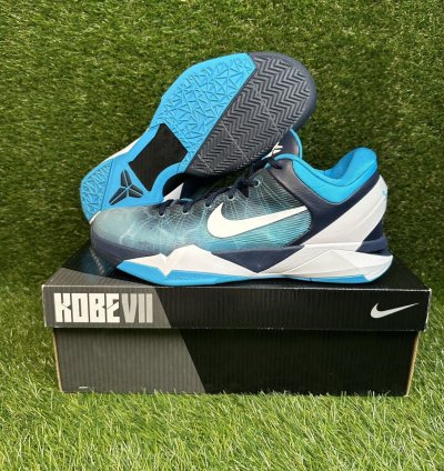 Zoom Kobe 7 System Shark