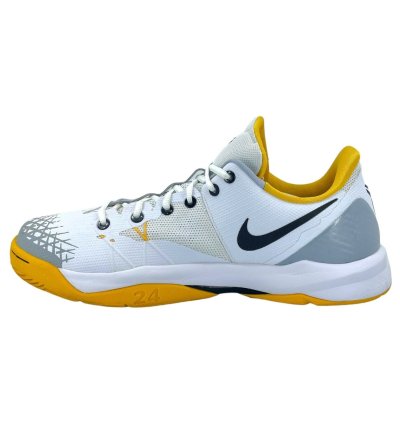 Zoom Kobe Venomenon 4 White University Gold