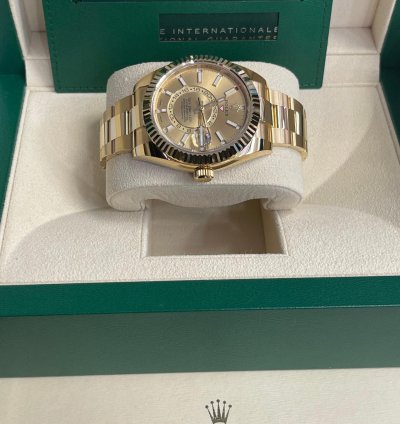 Rolex Sky-dweller 2023 326938 Sky-dweller Yellow Gold Champagne Stick Dial Unworn In Stock