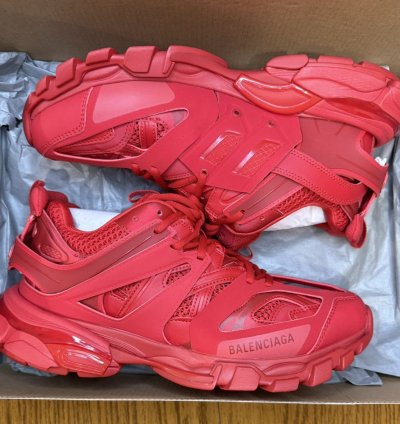 Balenciaga Track Sneaker red
