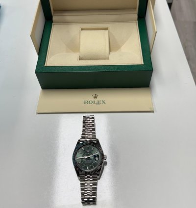 Rolex Sky-dweller 2023 White Gold And Steel Mint Green Dial Jubile Brazalet