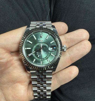 Rolex Sky-dweller 2023 White Gold And Steel Mint Green Dial Jubile Brazalet