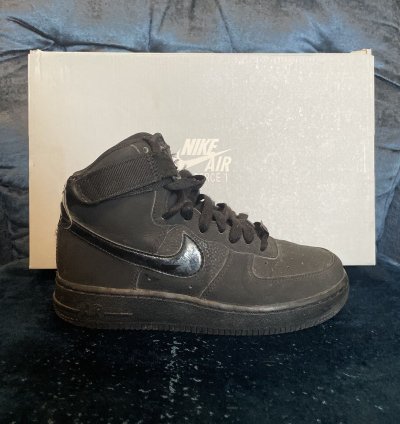 Air Force 1 High Triple Black Display Model