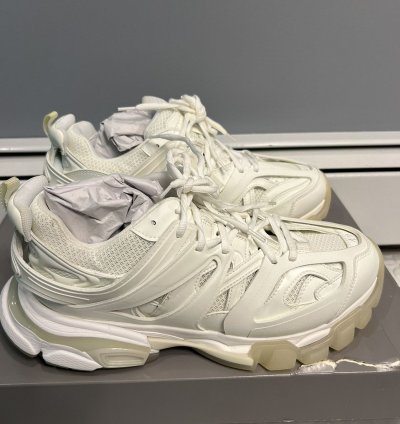 Balenciaga Track Trainer Glow In The Dark Size 9 Us