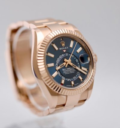Rolex Sky-dweller 2024 Skydweller Rose Gold Blue Oyster 336935