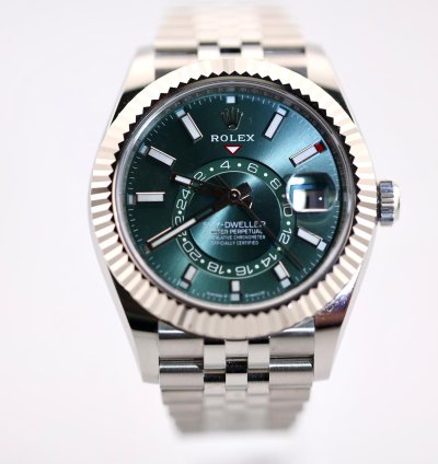 Rolex Sky-dweller 2024 Skydweller Stainless Steel Jubilee Bracelet Green Dial 336934