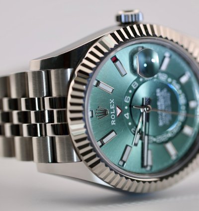 Rolex Sky-dweller 2024 Skydweller Stainless Steel Jubilee Bracelet Green Dial 336934