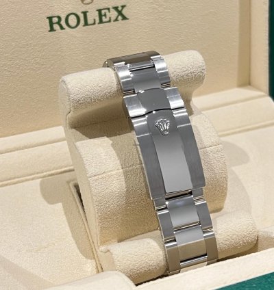 Rolex Sky-dweller 2024 Steel Sky-dweller Green Dial Unworn Box And Papers 336934