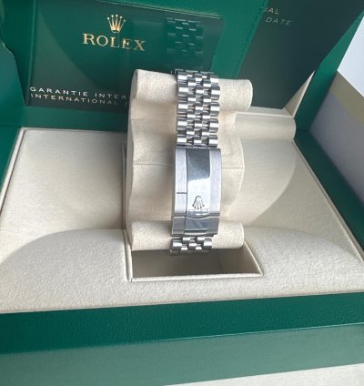 Rolex Sky-dweller 2025 Full Set Unworn