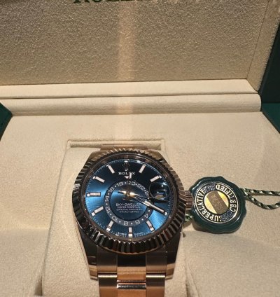 Rolex Sky-dweller 2025 Like-new Never Worn Purchased 03 19 2025