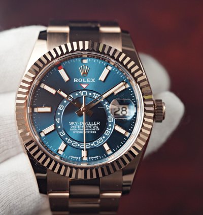 Rolex Sky-dweller 2025 New Everose Gold Blue Green Dial