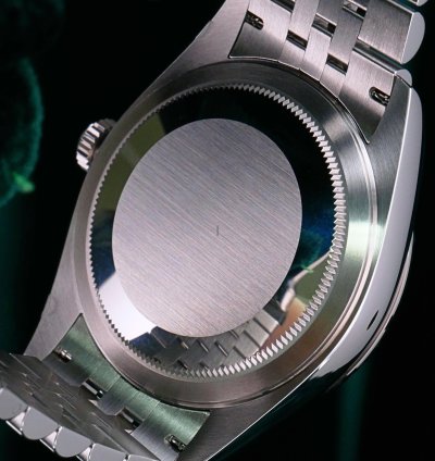Rolex Sky-dweller 2025 New Unworn Sky-dweller Green Dial 42mm Fluted Bezel White Gold Jubilee 336934