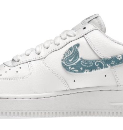 Air Force 1 Low 07 Essential White Worn Blue Paisley