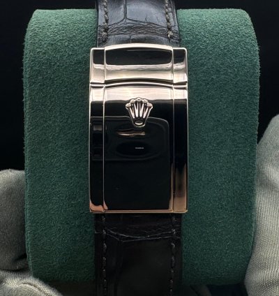 Rolex Sky-dweller 326135