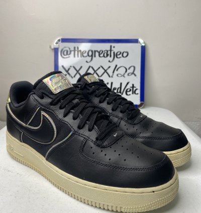 Air Force 1 Low 07 Lv8 Black Iridescent Outline
