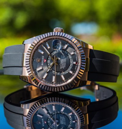 Rolex Sky-dweller 326235