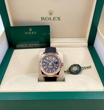 Rolex Sky-dweller 326235 Rose Gold Chocolate Dial Oysterflex Unworn 2023