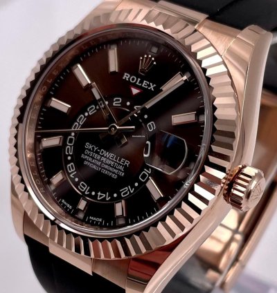 Rolex Sky-dweller 326235 Rose Gold Chocolate Dial Oysterflex Unworn 2023