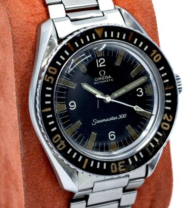 Omega Seamaster 300 Collectors Set - Bakelite Bezel Omega Flat Link Bracelet