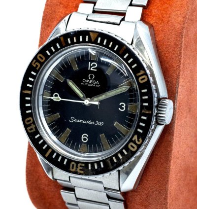 Omega Seamaster 300 Collectors Set - Bakelite Bezel Omega Flat Link Bracelet