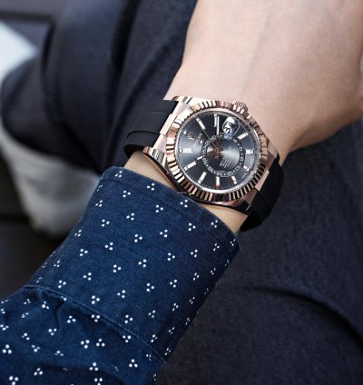 Rolex Sky-dweller 326235 Rose Gold Rhodium Dial