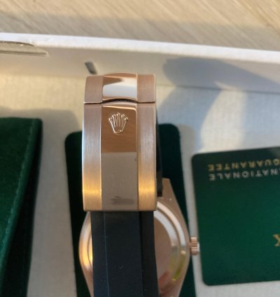 Rolex Sky-dweller 326235-0002