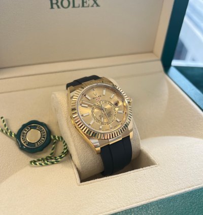 Rolex Sky-dweller 326238