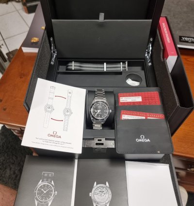 Omega Seamaster 300 Limited Edition Spectre Full Set James Bond