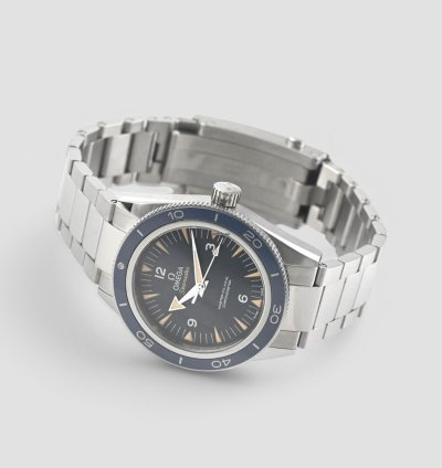 Omega Seamaster 300 Master Co-axial 41mm Automatic Blue Dial Titanium 1