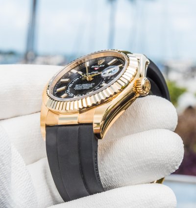 Rolex Sky-dweller 326238 Black Dial