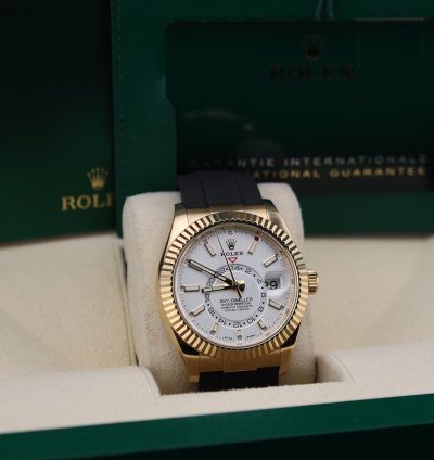 Rolex Sky-dweller 326238 Full Set Like New