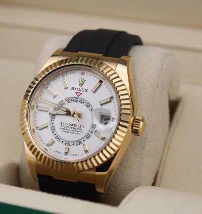 Rolex Sky-dweller 326238 Full Set Like New