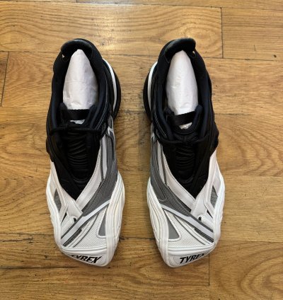 Bnwn Tyrex Sneakers
