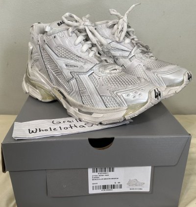 Last Drop Balenciaga Runner White Size 44 Brand New