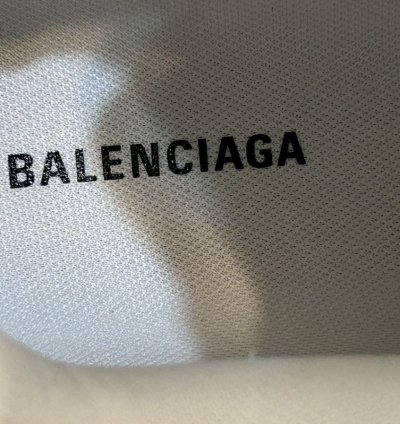Last Drop Balenciaga Runner White Size 44 Brand New