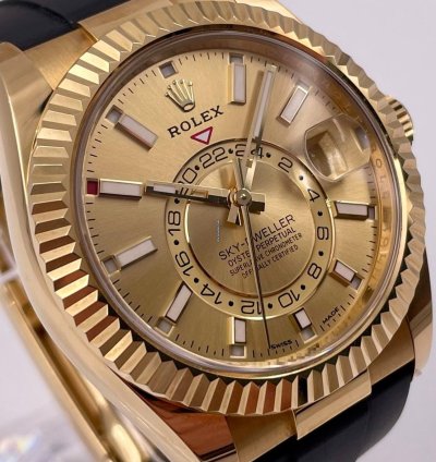 Rolex Sky-dweller 326238 Yellow Gold Champagne Dial Oysterflex Unworn 2023
