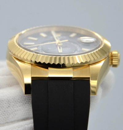 Rolex Sky-dweller 326238-0009
