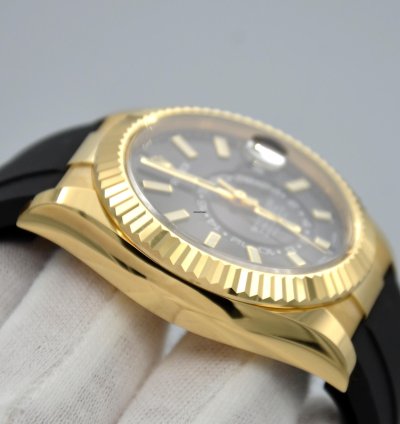 Rolex Sky-dweller 326238-0009