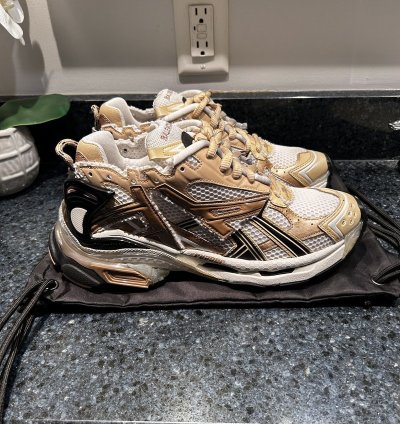 New Balenciaga Runner Track Tan White Size 42 9us