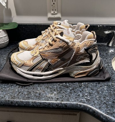 New Balenciaga Runner Track Tan White Size 42 9us