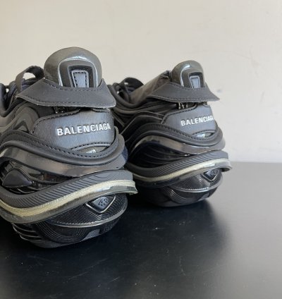 New In Box Tyrex Sneakers 43 Us 10