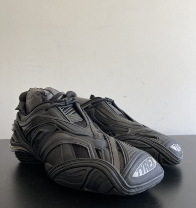 New In Box Tyrex Sneakers 44 Us 11