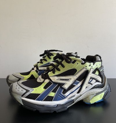 New Og Winter 21 Runner Sneakers 44 Us 11
