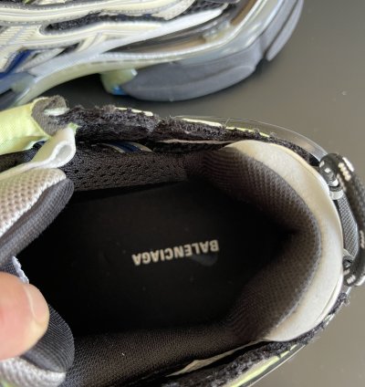 New Og Winter 21 Runner Sneakers 44 Us 11