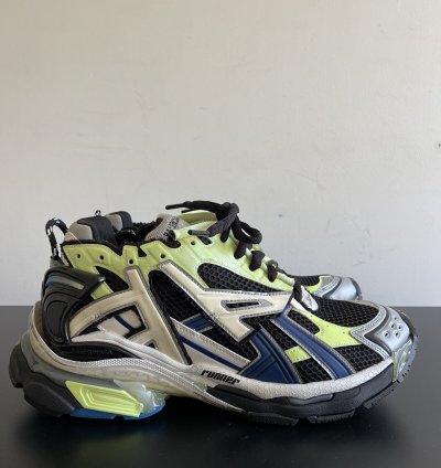 New Og Winter 21 Runner Sneakers 44 Us 11
